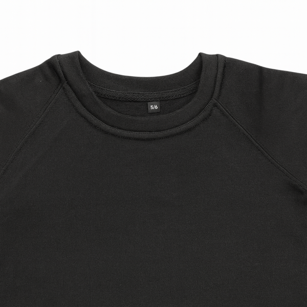 kids-crewneck-tracksuits-320-gsm-15-pcs-black-closeup